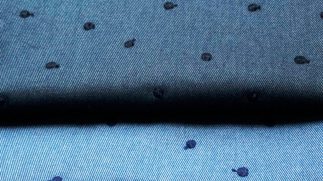 Jc刺繍ツイル小さな水玉 8mm